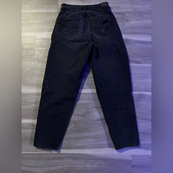 Jeans - Picture 2 of 3